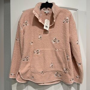 NWT Fleece Floral Embroidered Pink Pull Over Small